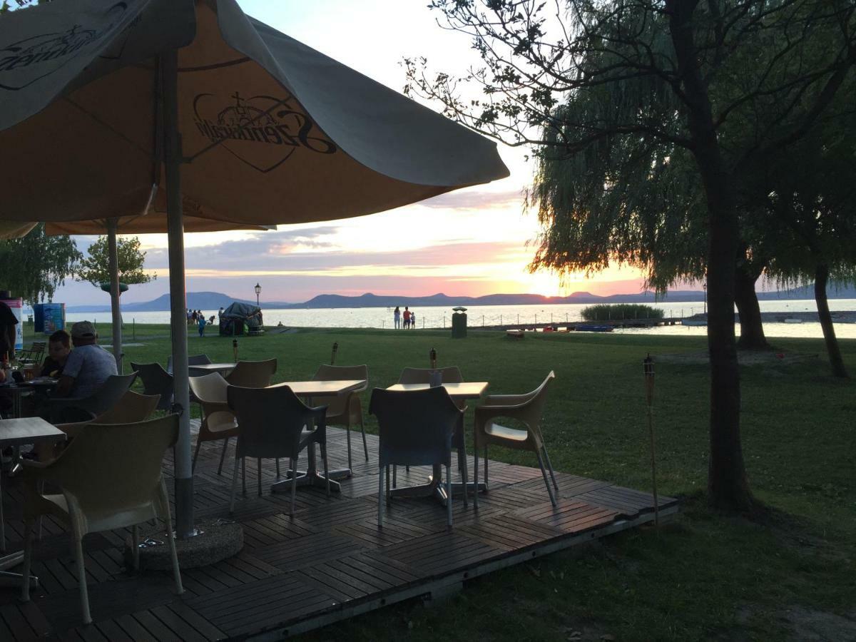 Anna Villa Balatonlelle Exterior foto